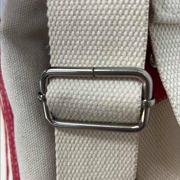 Madden Girl Cherry Tote Bag 🍒w/ Matching Wrsitlet - Picture 5 of 13